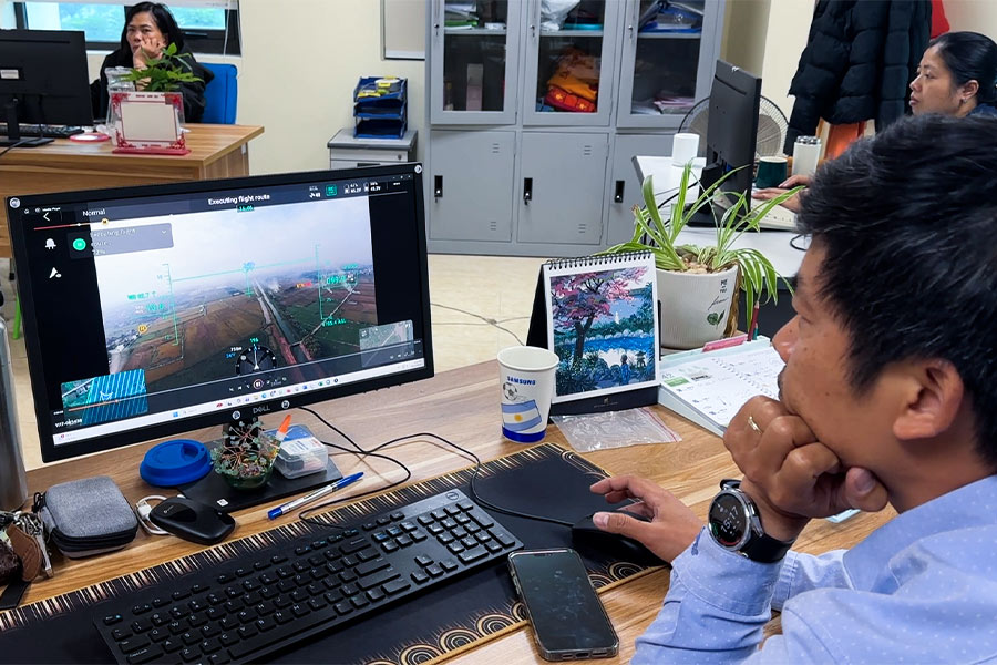 Thiet bi UAV cho hinh anh chi tiet tai hien truong giup xac dinh rat chinh xac vi tri, thoi diem phat sinh o nhiem. Anh: Phuong Anh