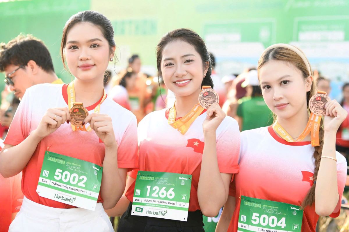 Many beauty queens and celebrities will participate in the first Tien Phong Half Marathon - 2025. Photo: Duy Anh