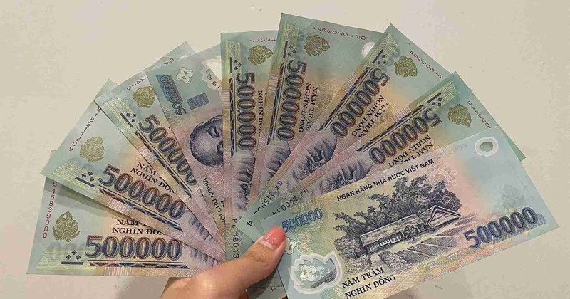 Latest Vietcombank interest rates, deposit 200 million VND and receive ...