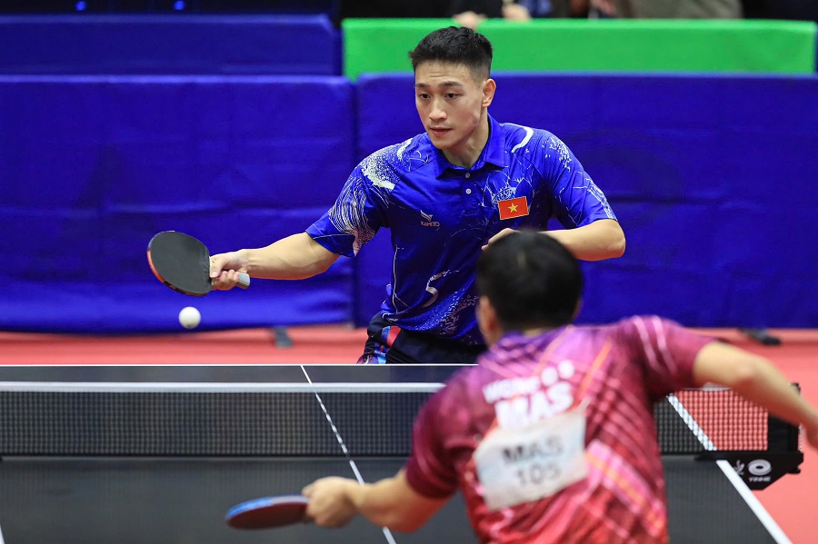 Tay vot Nguyen Anh Tu tai tran ban ket. Anh: Minh Dan