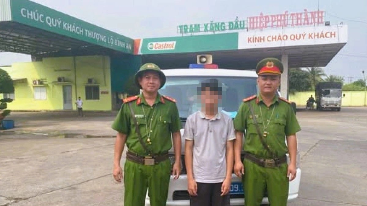 Dau thang 12.2025, Cong an tinh Dong Nai ho tro dua Hang A Chu (18 tuoi, que tinh Lao Cai) ve nha khi nan nhan bi lua ban sang Campuchia voi loi hua hen “viec nhe, luong cao“. Anh: Cong an tinh Dong Nai