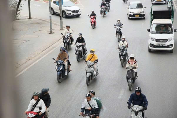 More and more urban residents are forming the habit of booking technology vehicles instead of traditional vehicles. Photo: TADA