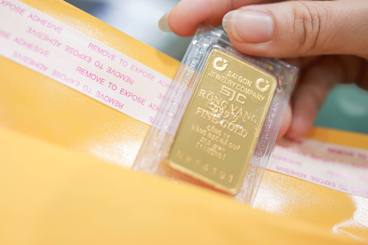 The price of SJC gold bars at the end of last weekend's session was at 154.3 - 156.3 million VND/tael (buy - sell). Photo: Hai Nguyen