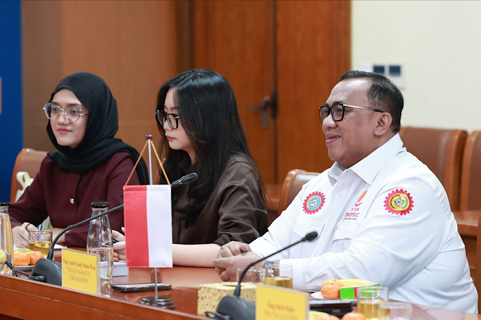 Ong Andi Gani Nena Wea - Chu tich Hoi dong Cong doan ASEAN (AseanTUC), Lien hiep Cong doan toan Indonesia (KSPSI) tai Hoi dam. Anh: Hai Nguyen