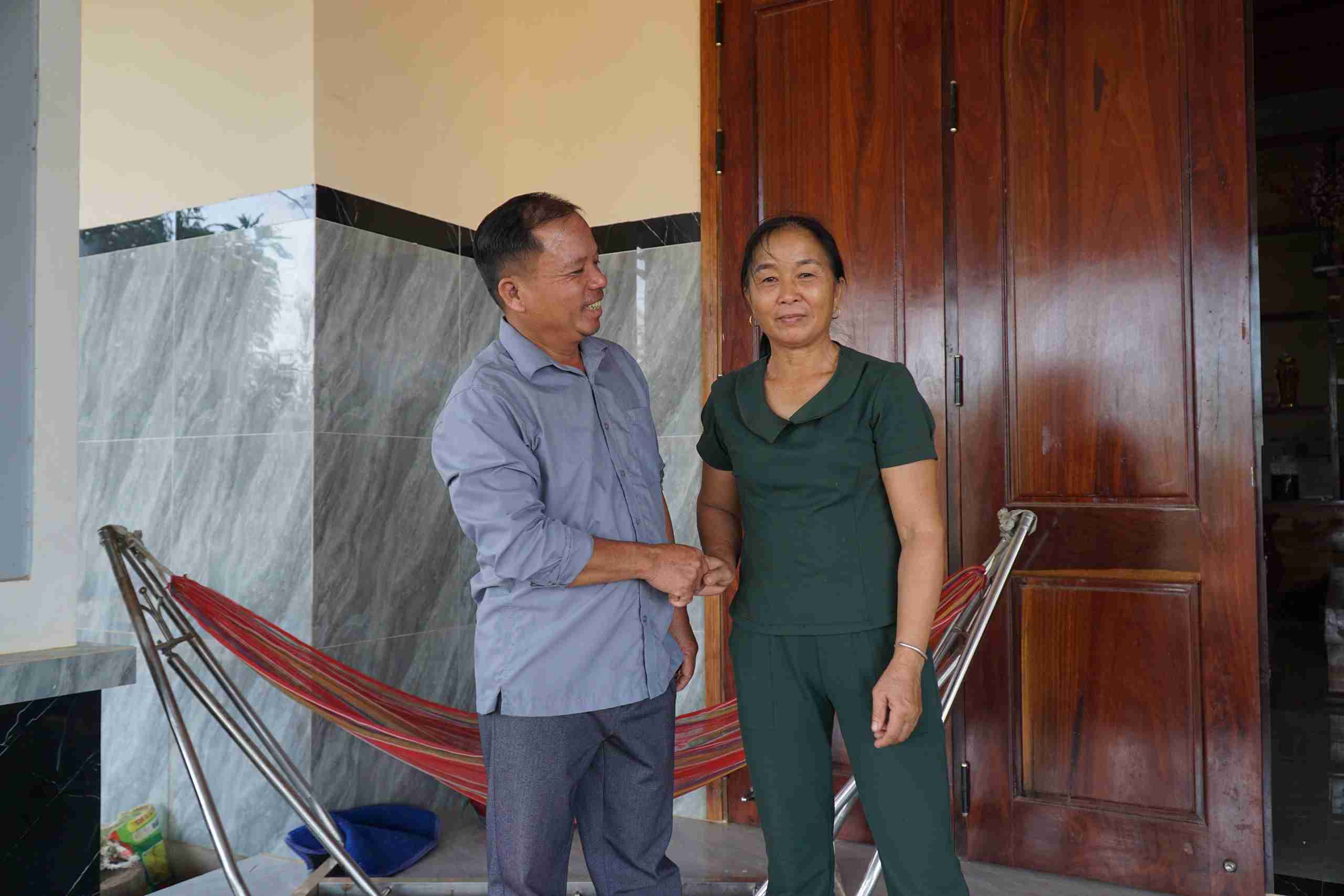 Nhung Chi bo o cac buon cung nguoi uy tin lan toa chu truong, duong loi cua Dang, chinh sach phap luat cua Nha nuoc den nguoi dan. Anh: Huu Long