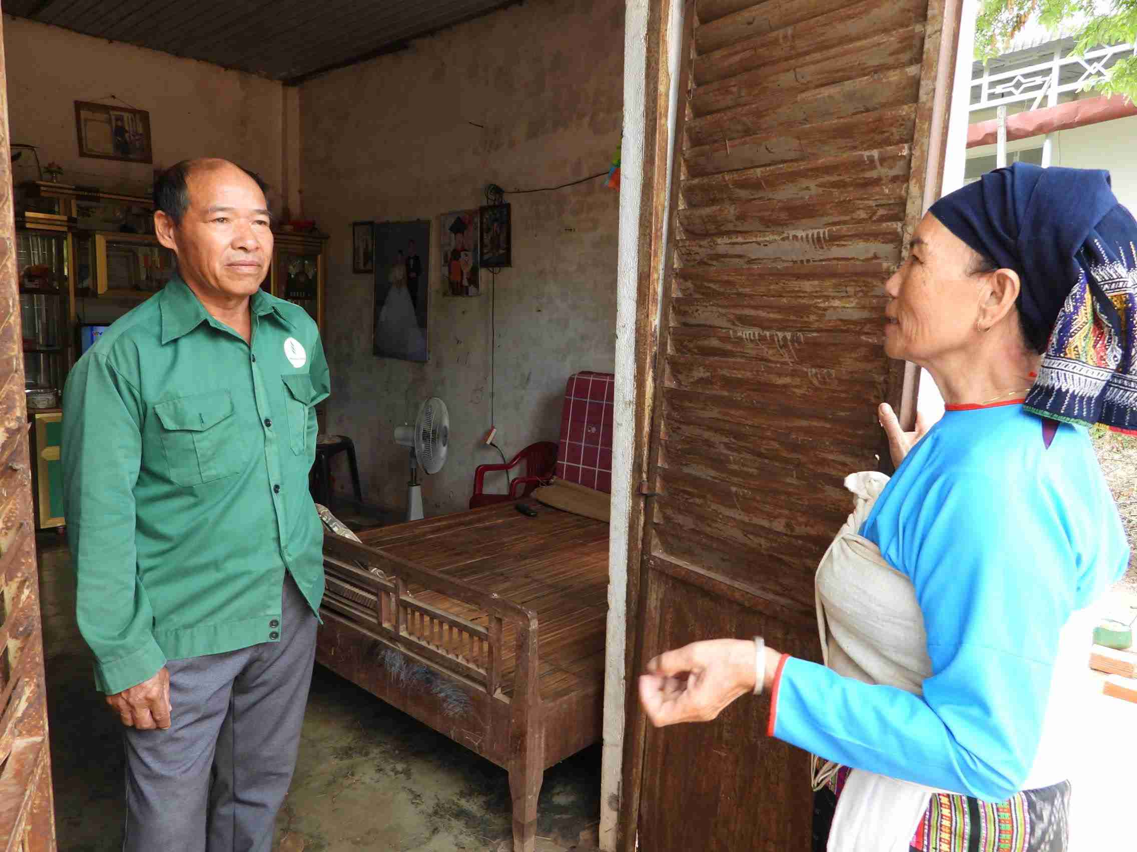 Ba Lang Thi Truong den nha van dong nguoi dan hoc tap loi song van minh, tien bo. Anh: Bao Lam