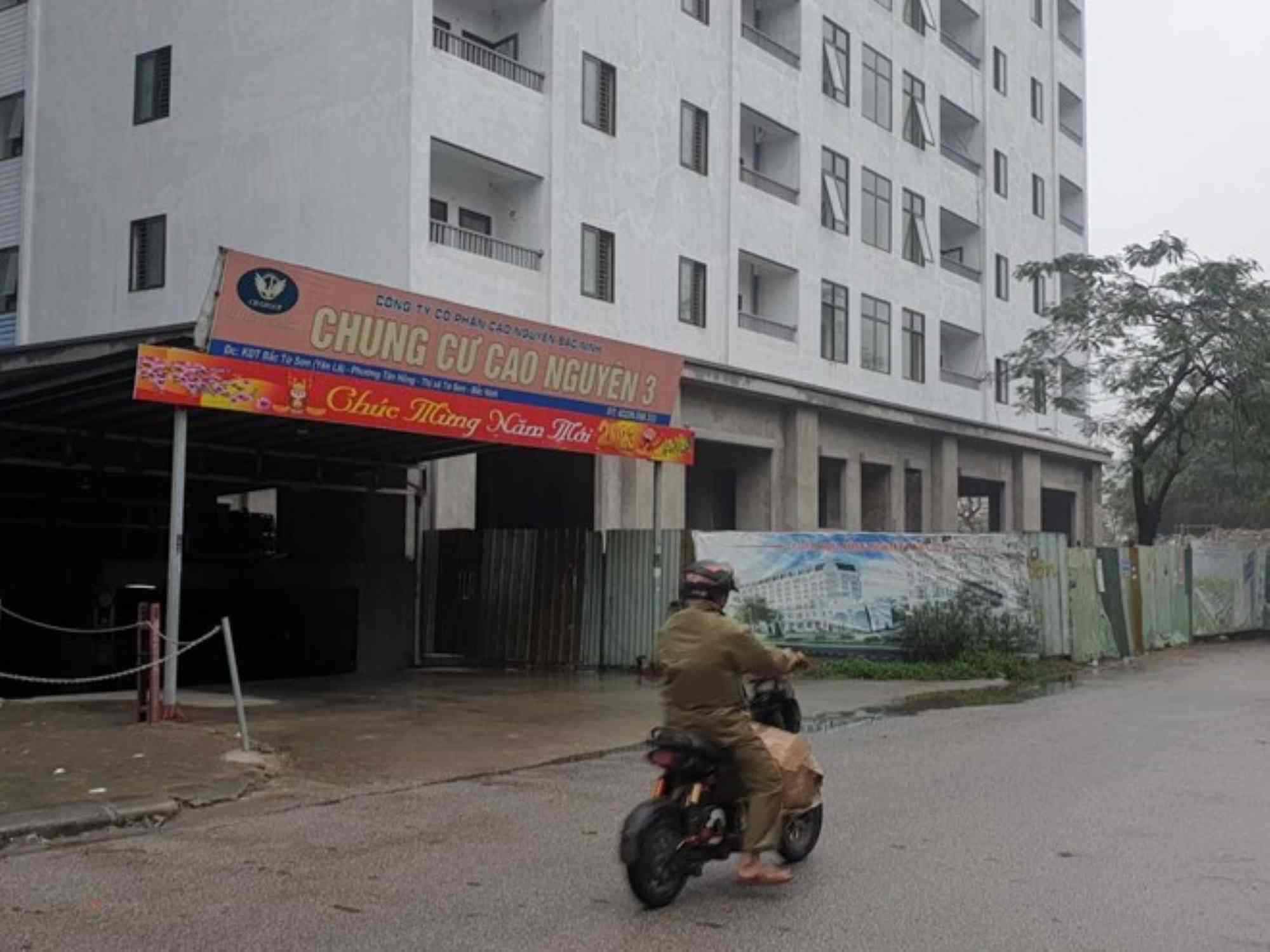 The Cao Nguyen 3 social housing project has 9 social housing apartments sold to the wrong subjects revoked. Photo: PV