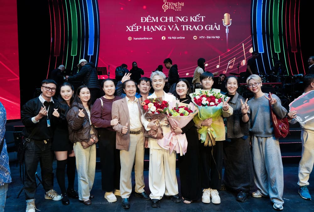 Cuong DuyC hanh phuc khi nhan duoc su ung ho, co vu tu gia dinh va ban be than thiet. Anh: Nhan vat cung cap