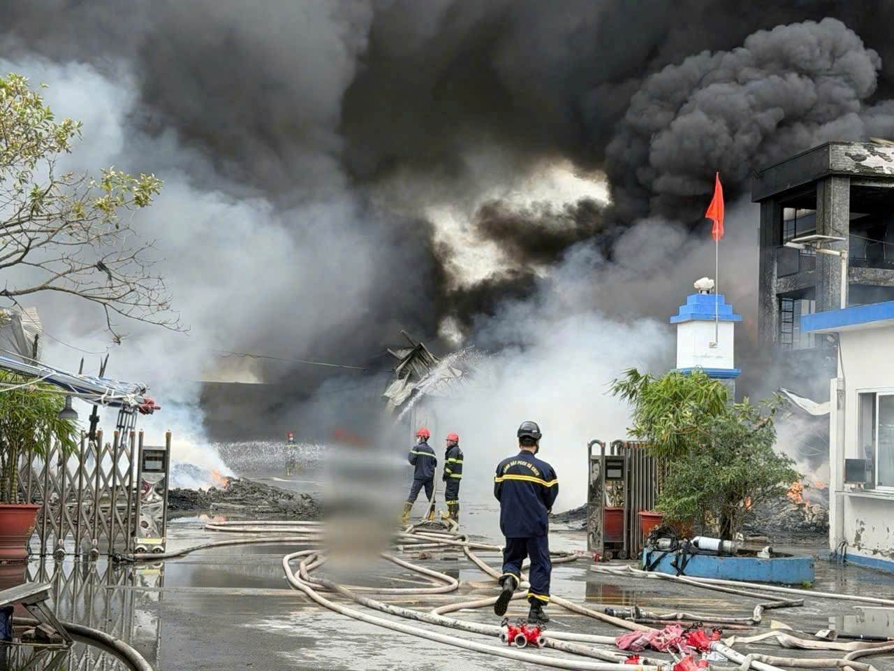 Hien truong vu chay. Ảnh: Cong an TP Hai Phong