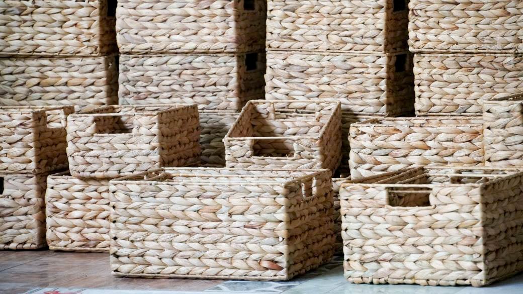 San pham thu cong my nghe tu luc binh hoan thien truoc khi xuat xuong. Anh: Phuong Anh