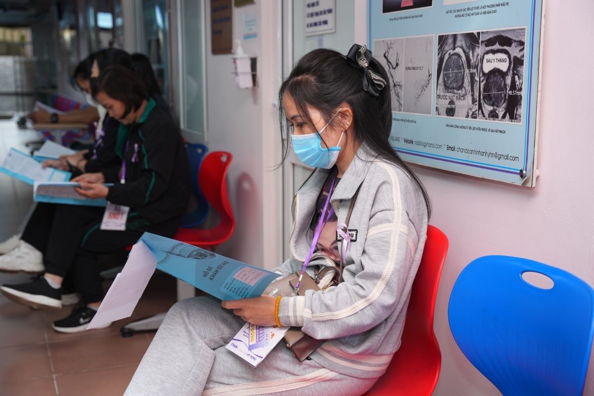 NAPAS, Mastercard va Payoo trao tang 2.010 suat tam soat va xet nghiem virus HPV cho phu nu yeu the. Anh: Napas