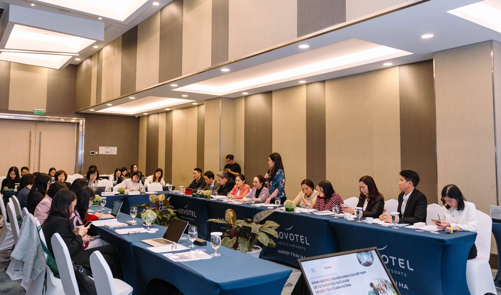 보건부 산하 보건 전략 및 정책 연구소와 오펠라 베트남은 연구 결과를 발표했습니다. 사진: DN 제공