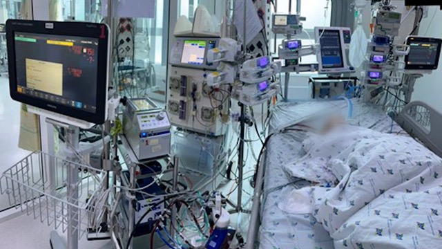 The child with grade 4 hand, foot and mouth disease was actively treated. Photo: BVCC