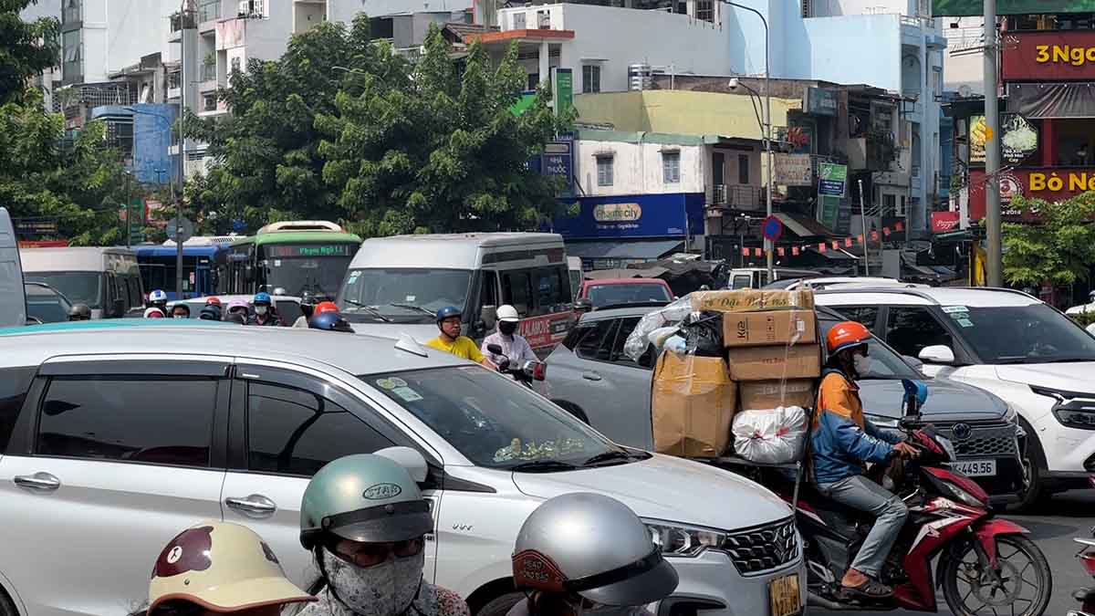 The central intersection of Ho Chi Minh City is about to reduce traffic congestion thanks to the project to open the road 3 times.