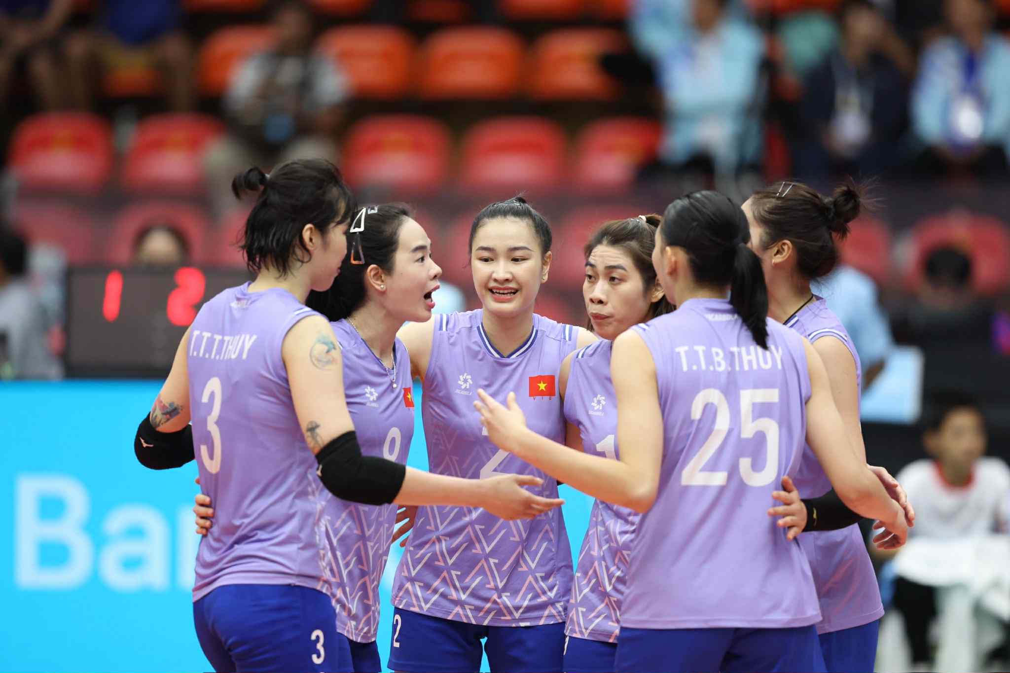 The Vietnam women's volleyball team will meet Thailand in the final of the 33rd SEA Games. Photo: Minh Dan