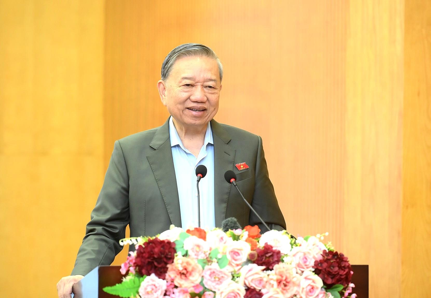 General Secretary To Lam spoke at the meeting with voters in Hanoi on the morning of December 15. Photo: Dang Khoa