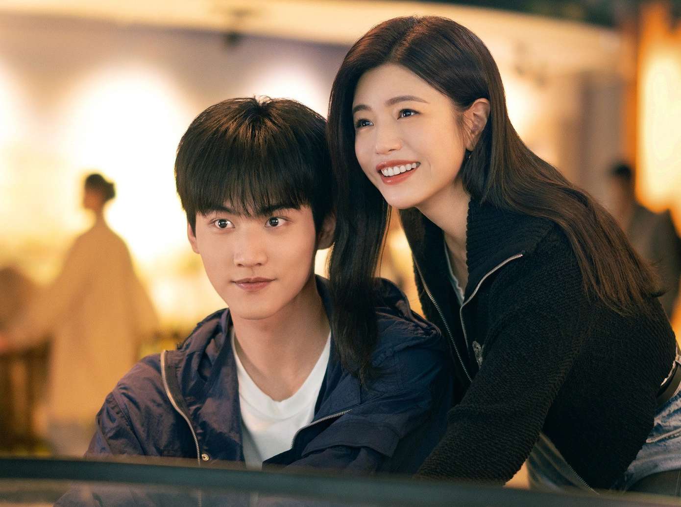 Tran Nghien Hy and her co-star. Photo: VieON.