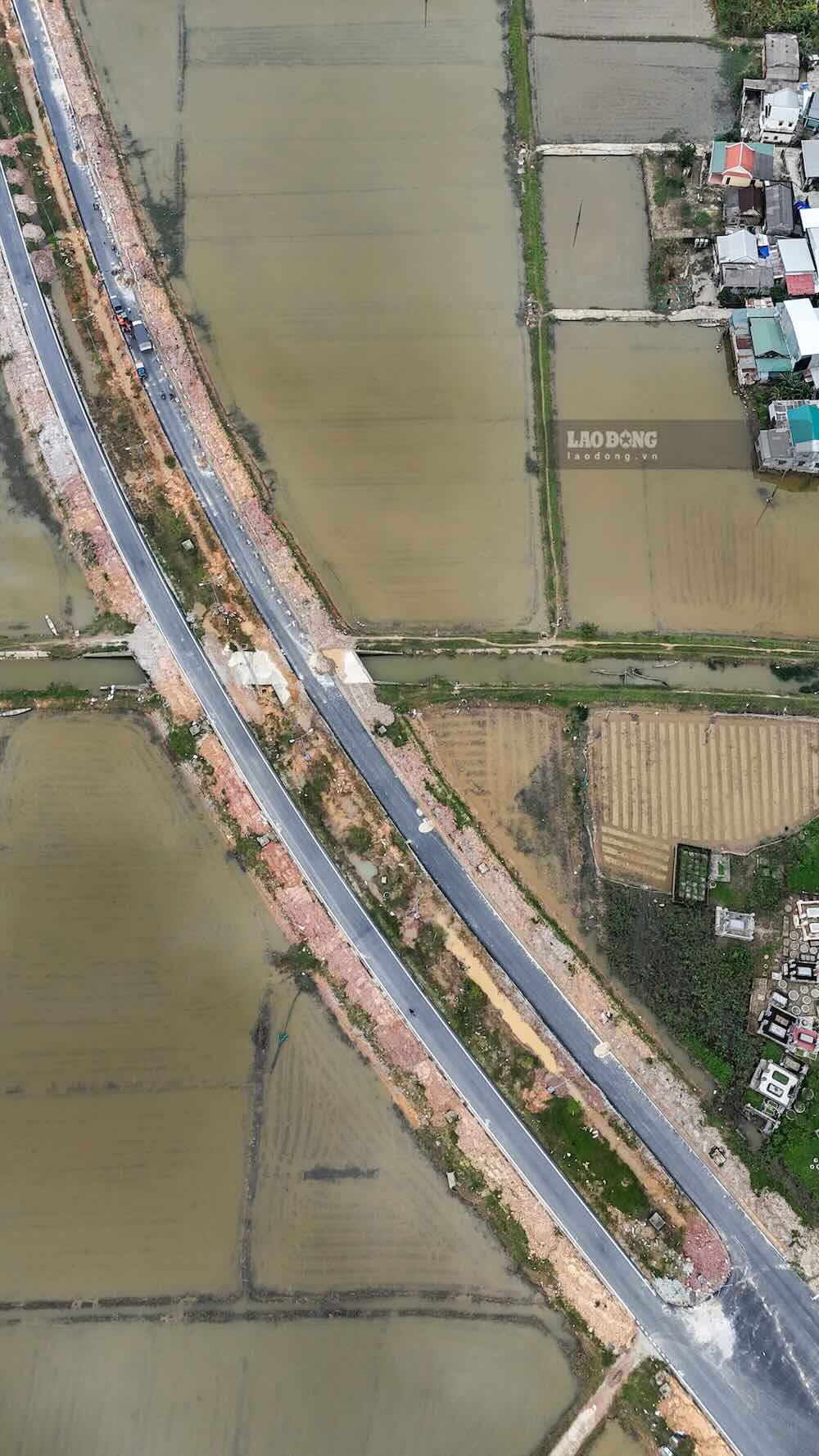 Theo Ban Quan ly du an dau tu xay dung va phat trien do thi TP Hue, UBND TP Hue yeu cau chu dau tu hoan thien day du ho so, thu tuc phap ly va cac hang muc con lai de dua du an vao khai thac trong thang 12.2025.