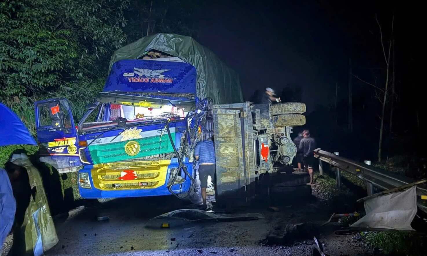 Scene of the collision between two trucks. Photo: Q. An.