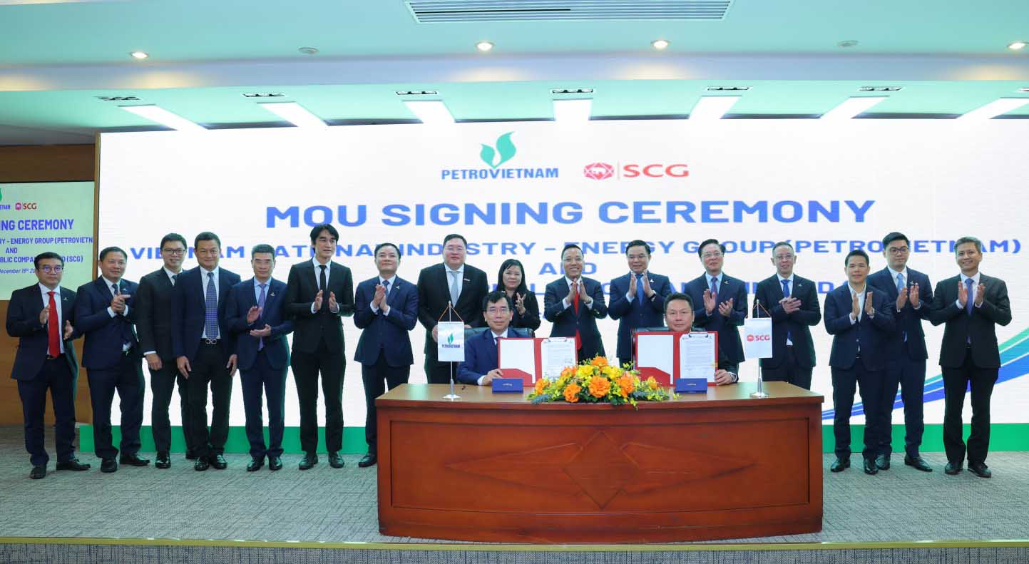 Petrovietnam and SCG expand strategic cooperation in the field of industry - energy. Photo: Hien Anh