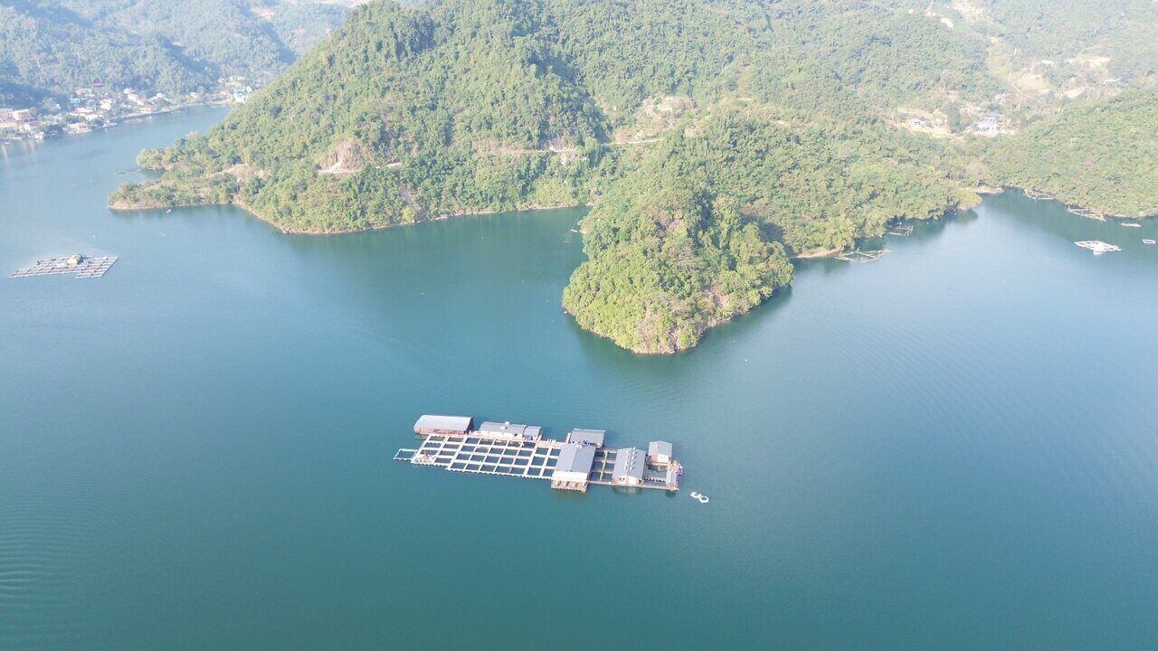 Hoa Binh Hydropower Reservoir. Photo: Minh Nguyen