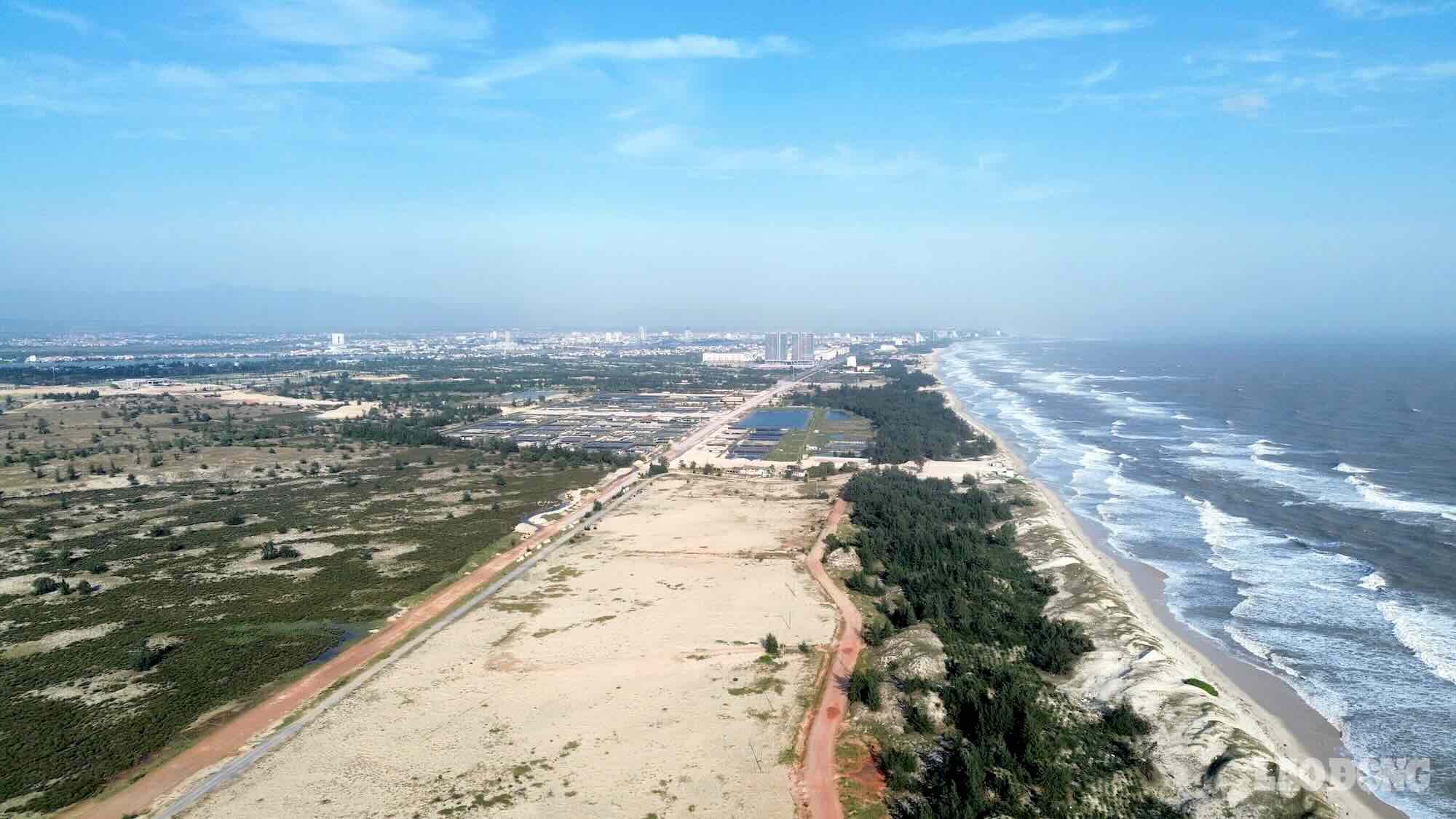 Le projet composant 1 de la route cotiere decaissement des investissements publics atteint 41 %. Photo : Cong Sang