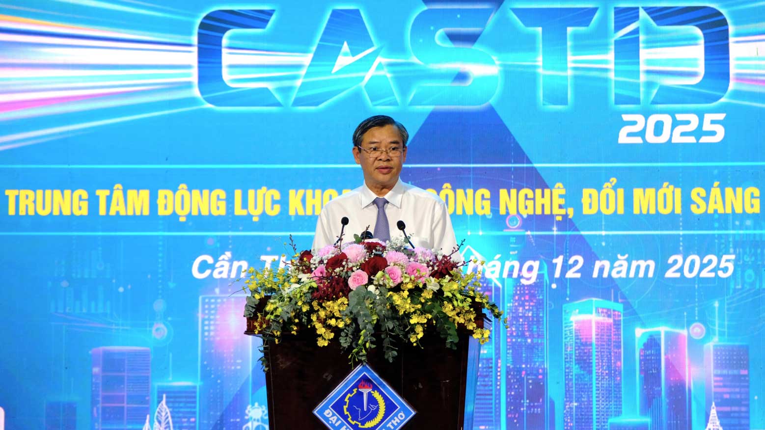 Chu tich UBND TP Can Tho Truong Canh Tuyen phat bieu. Anh: My Ly