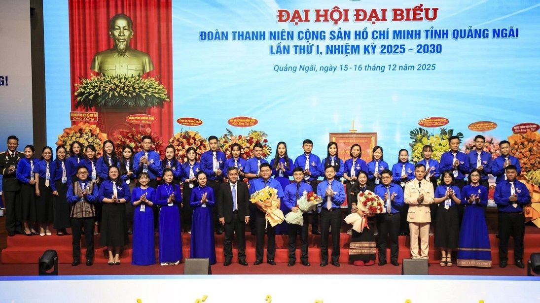 Ban Chap hanh Tinh Doan Quang Ngai khoa moi ra mat Dai hoi. Anh: Vien Nguyen