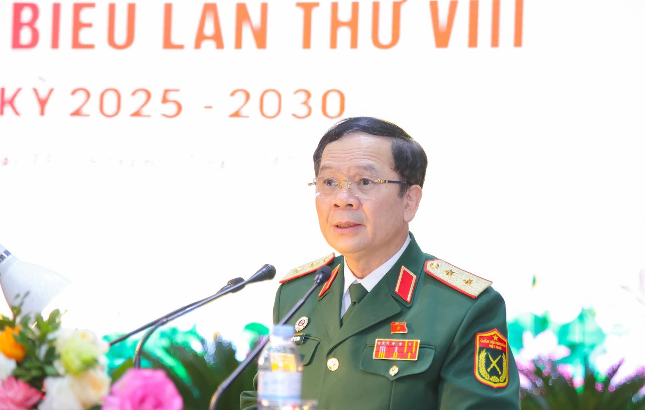 Trung tuong Khuat Viet Dung - Pho Chu tich Hoi Cuu chien binh Viet Nam phat bieu tai Dai hoi. Anh: Thanh Quynh