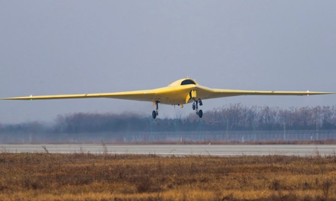 Trung Quoc vua hoan thanh thu nghiem UAV tam cao, toc do cao CH-7. Anh: Tap doan Khoa hoc va Cong nghe Hang khong Vu tru Trung Quoc