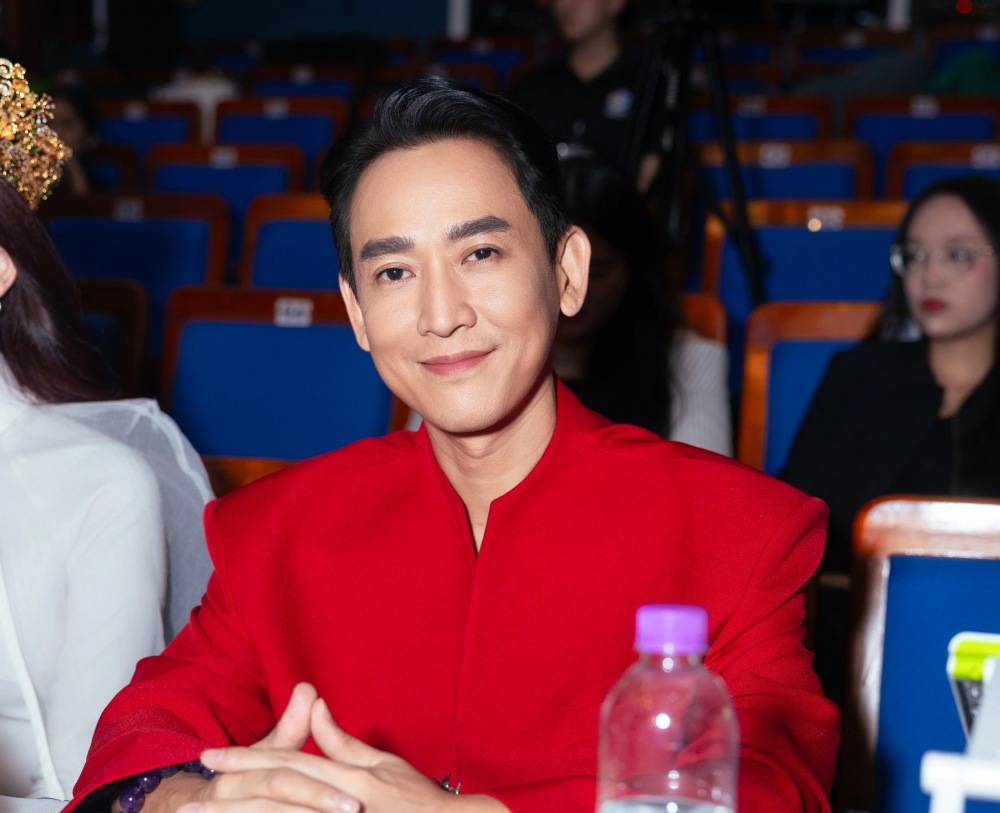 Dien vien Hua Vi Van cham thi sac dep. Anh: Ban to chuc.