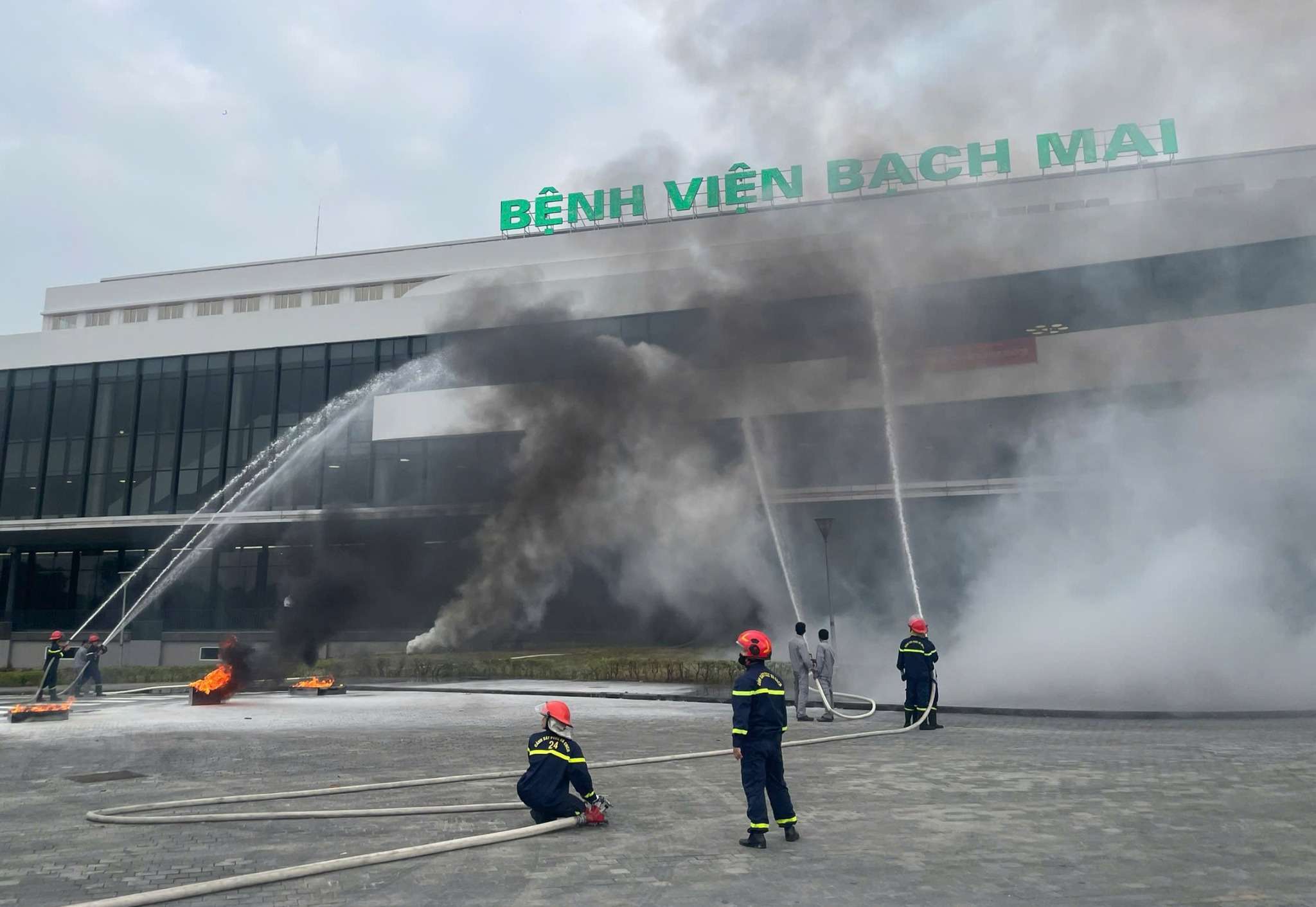 Dam chay duoc gia dinh xay ra tai 