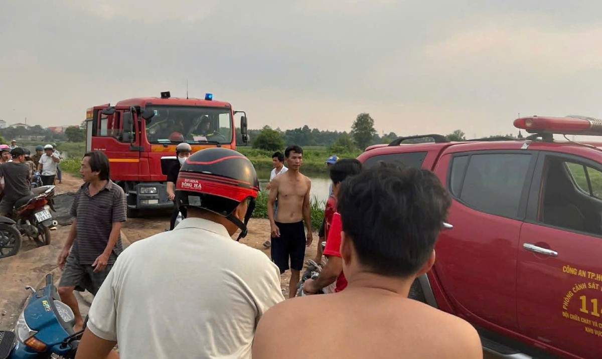 Luc luong chuc nang tien hanh truc vot thi the 2 nam sinh. Anh: Dong Hoang