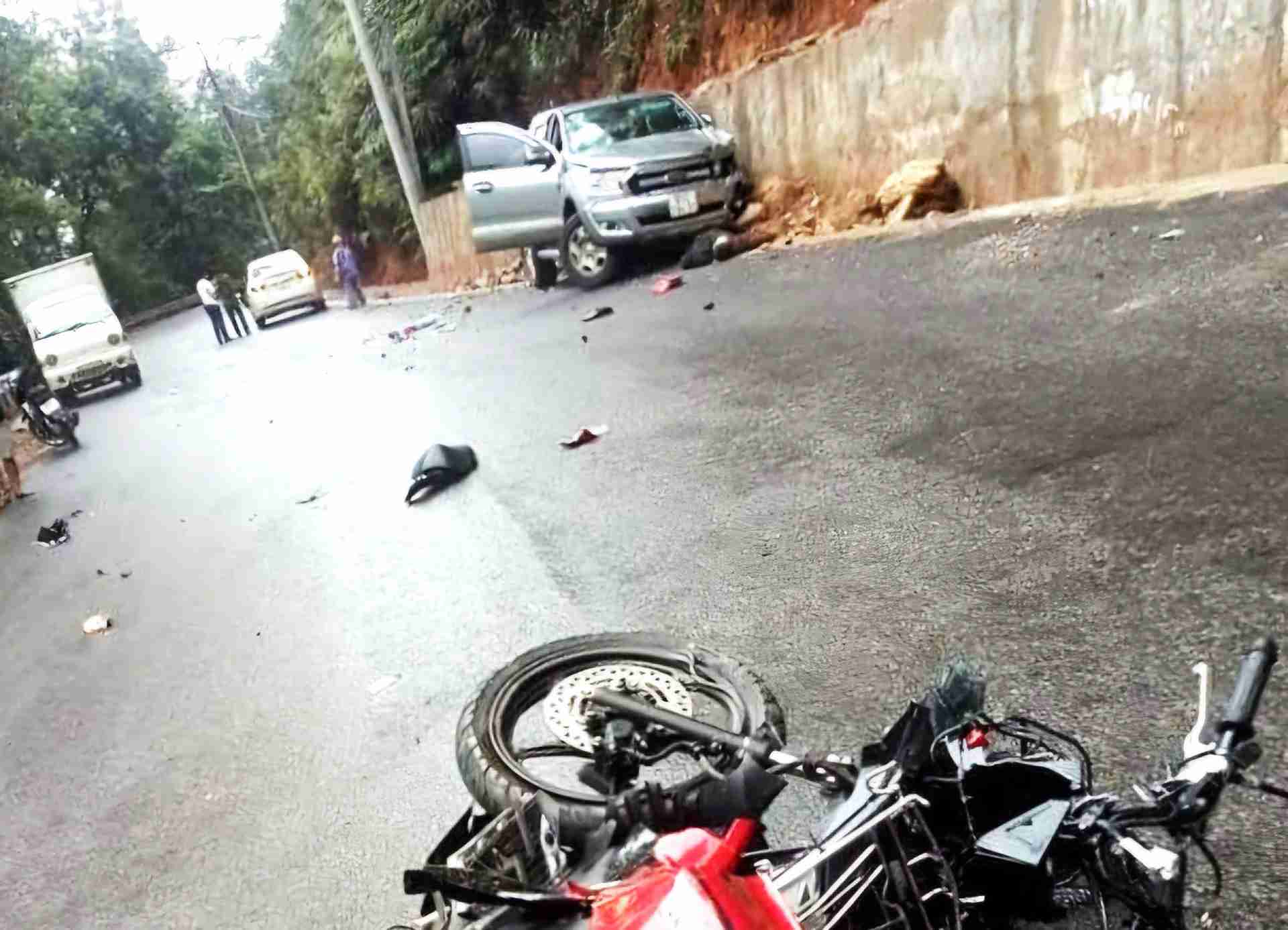 Nhieu vu tai nan giao thong xay ra tai cac diem den tren deo B40. Anh: Phuc Khanh