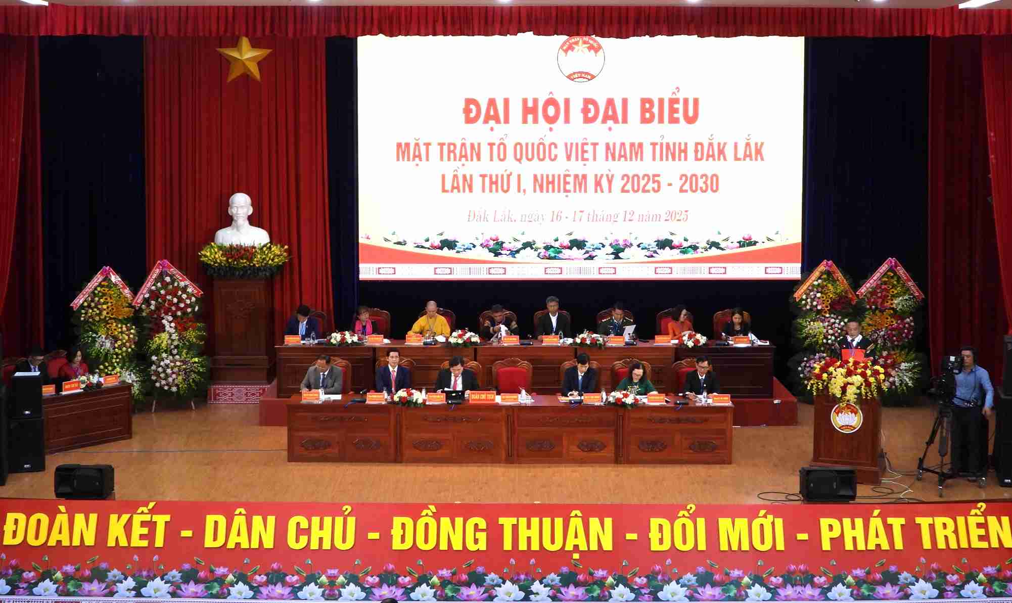 Dai hoi da de ra nhieu nhiem vu quan trong trong nhiem ky toi. Anh: Bao Trung