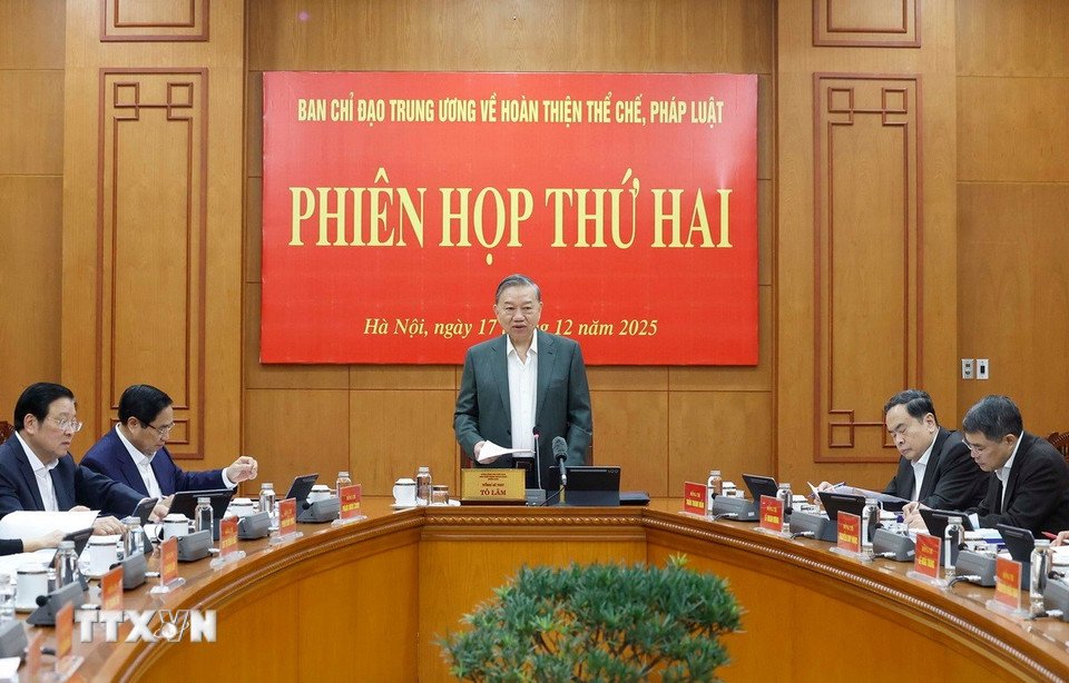 Tong Bi thu To Lam chu tri phien hop. Anh: TTXVN