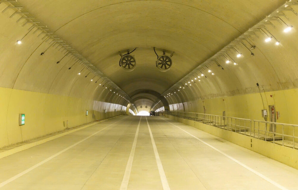 Du an cao toc Quang Ngai – Hoai Nhon co 3 ham xuyen nui. Ảnh: Nguyen Hung