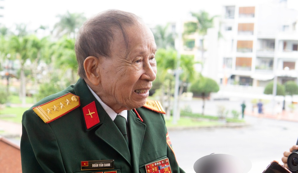 The journey to convey memories through priceless war relics.