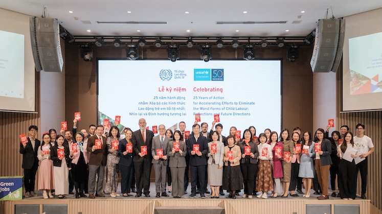 ILO cung cac ben cam ket hanh dong, cham dut lao dong tre em. Anh: T.Linh