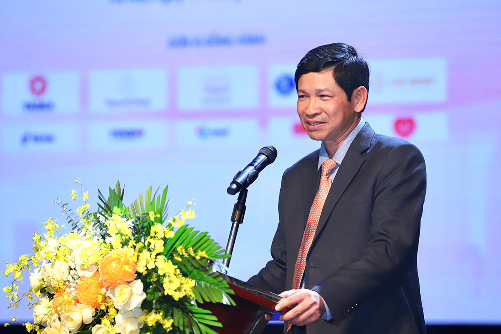 Thu truong Bo Van hoa, The thao va Du lich Ho An Phong phat bieu tai Le trao giai toi 17.12. Anh: Viet Hung