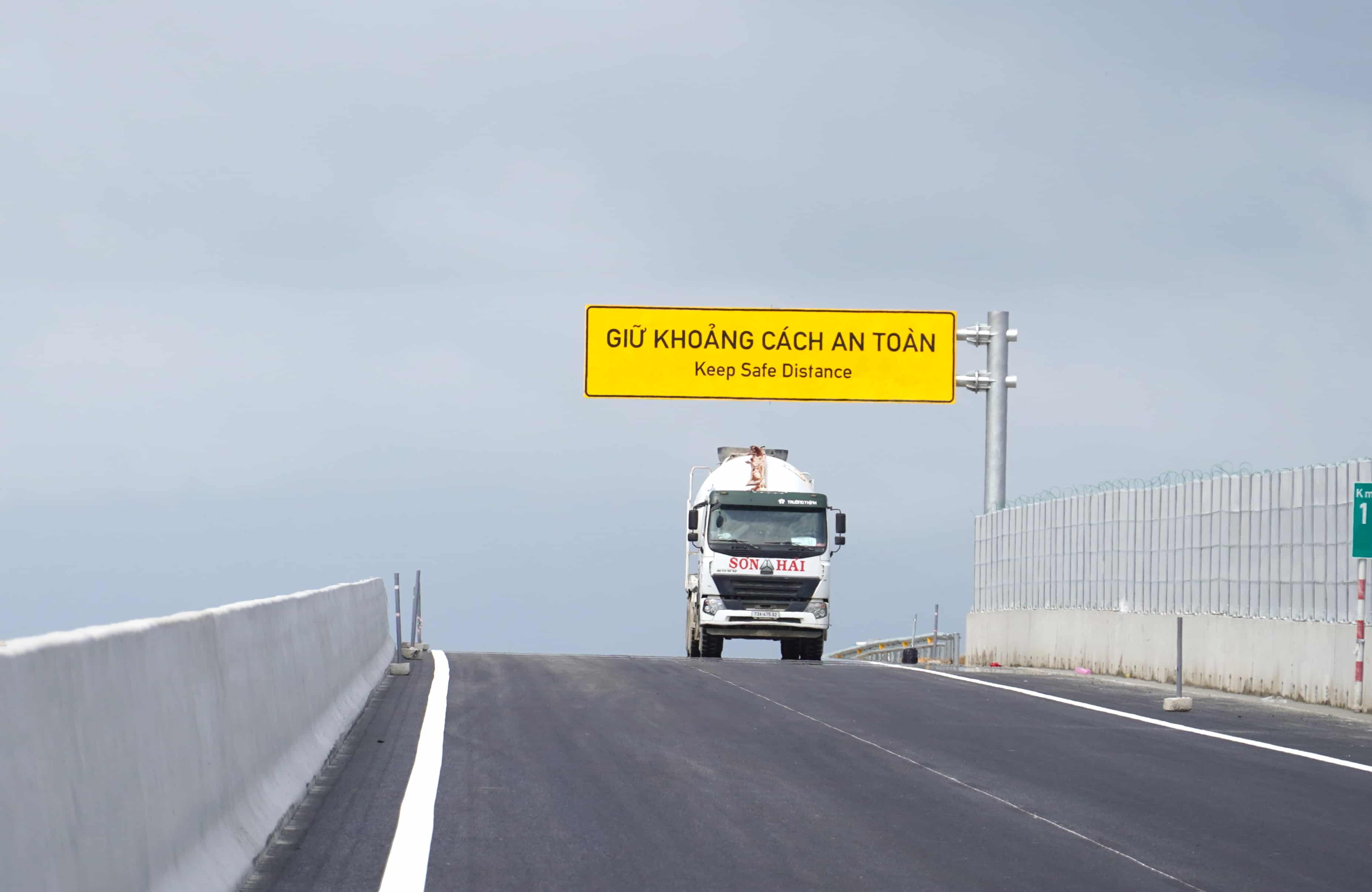 Doi voi 12km con lai cua du an, tinh Khanh Hoa yeu cau cac don vi lien quan tap trung thi cong, phan dau hoan thanh va dua toan bo tuyen cao toc Khanh Hoa – Buon Ma Thuot vao khai thac truoc thang 6.2026.