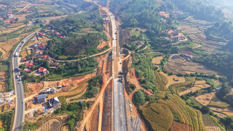 Tuyen duong duoc ky vong se giam tai ap luc giao thong tren Quoc lo 1A. Anh: Vu Linh