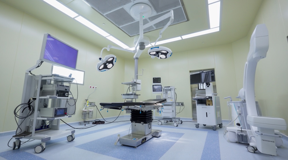 Benh vien hoat dong theo mo hinh da khoa hien dai, tap trung nhieu chuyen khoa nhu: San phu khoa, Nhi khoa, Ngoai tieu hoa, Chan thuong chinh hinh, y hoc the thao, Gay me hoi suc, quan ly dau, Tham my, Kham suc khoe tong quat va tam soat.