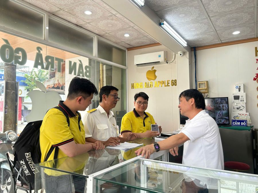 MISA phoi hop voi co quan Thue dia phuong dong loat ra quan 60 ngay dem cao diem ho tro ho kinh doanh chuyen len ke khai