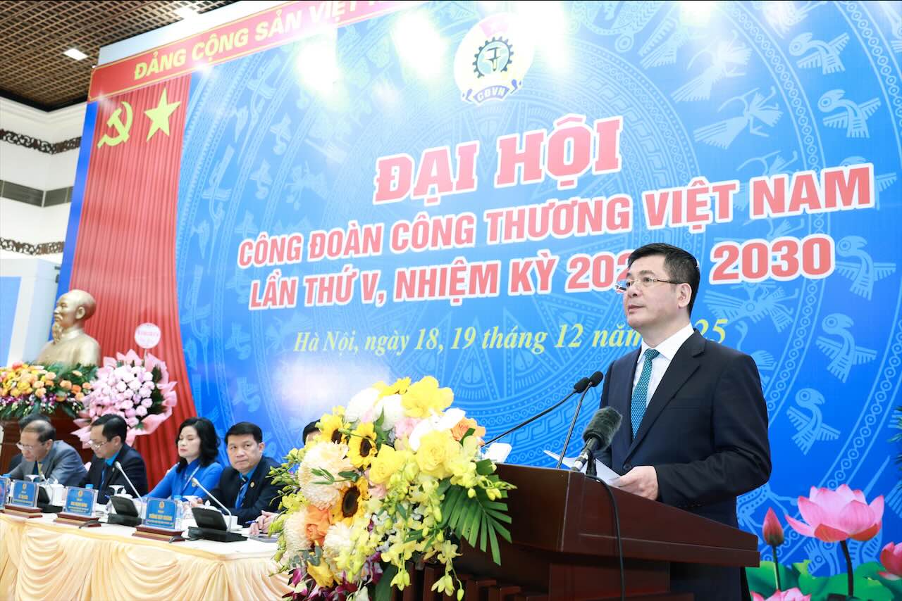 Bo truong Bo Cong Thuong Nguyen Hong Dien phat bieu tai dai hoi. Anh: Dinh Hai