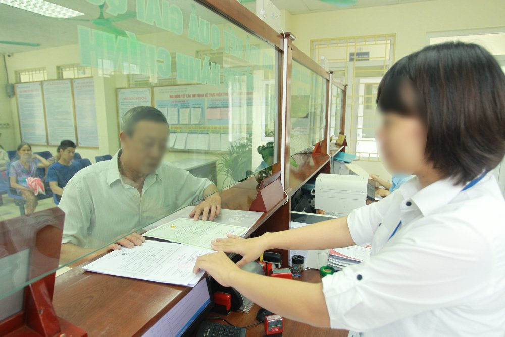 The Ministry of Home Affairs informs about the time to propose 5 new salary tables. Photo: Tran Vuong