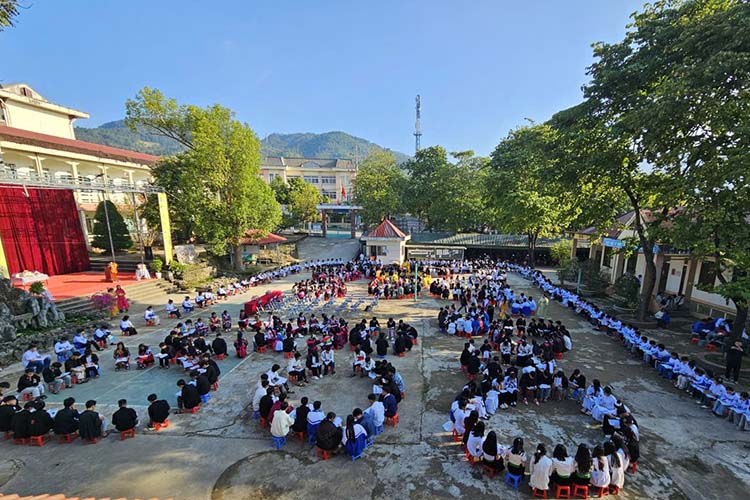 Dien Bien has renovated and upgraded 4 high schools with more than 26 billion VND. Photo: Tua Chua High School