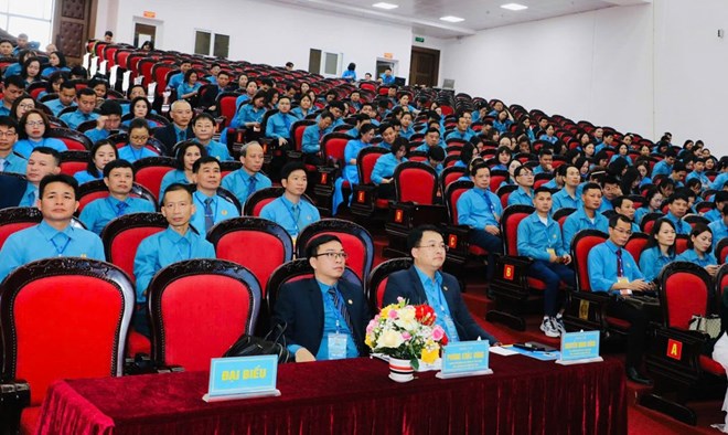 Đại hội Công đoàn tỉnh Ninh Bình lần thứ I tiến hành bầu Đoàn Chủ tịch