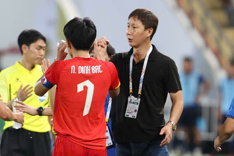 Coach Kim Snag-sik of U22 Vietnam. Photo: Minh Dan