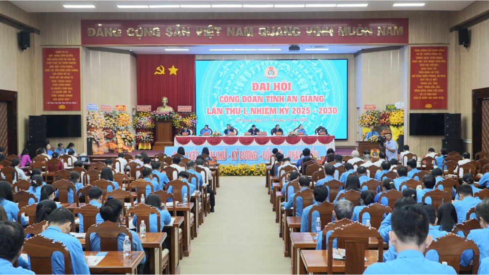 Dai bieu du Dai hoi. Anh: Nguyen Anh